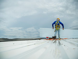 Commercial Roofing Contractor1